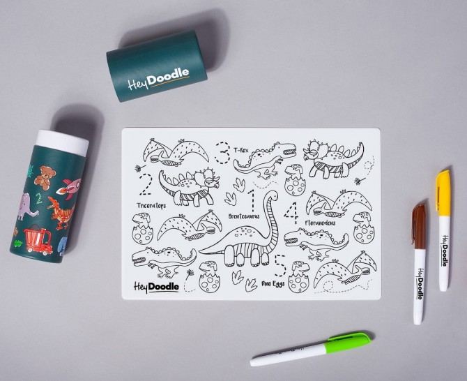 Mała mata silikonowa do wielokrotnego kolorowania HeyDoodle - Dinozaury